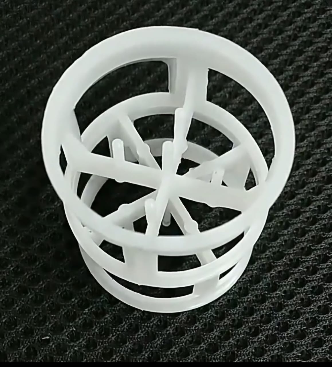 مكونات أبراج التقطير